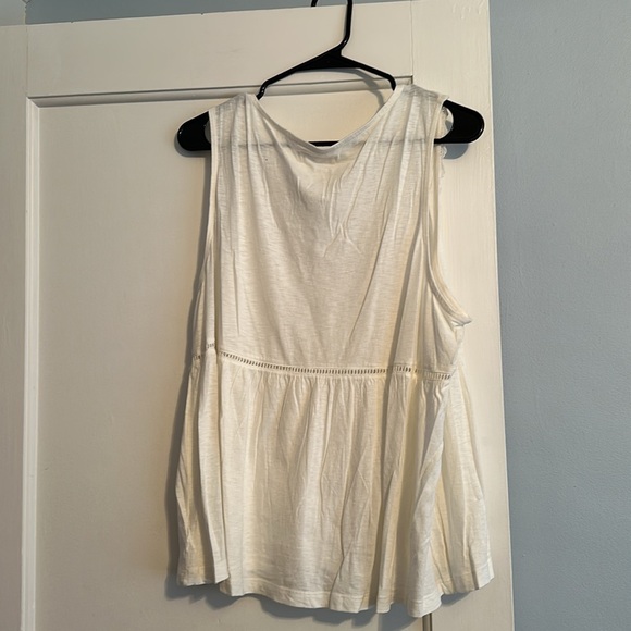 Lucky Brand Lace Knit Tank 🤍 - Picture 3 of 3